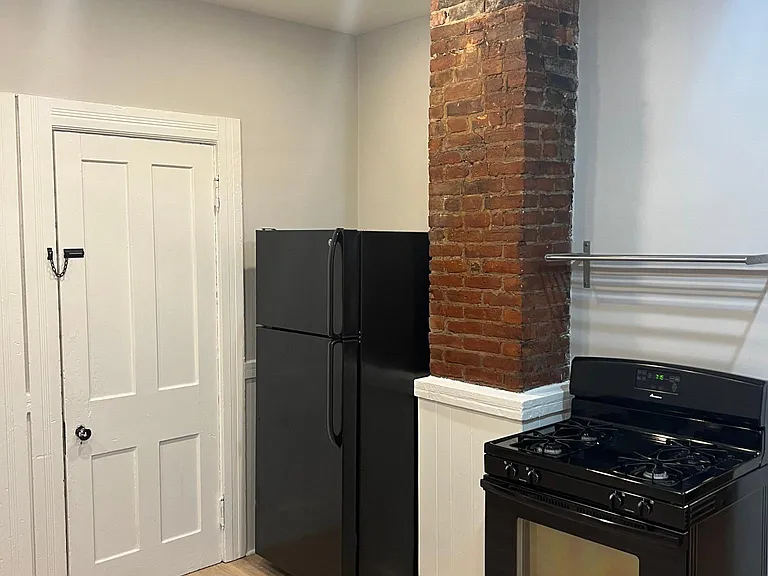 3909 Bridge Ave — Photo 12
