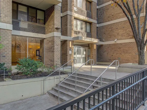 100 Beekman Street #24M, New York (Manhattan), NY 10038