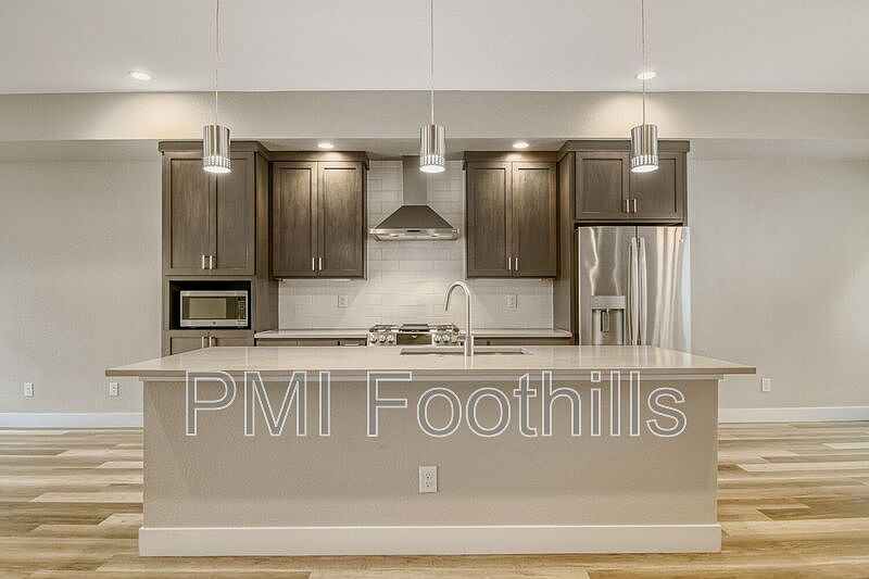 1st image of 1611 N Harlan St #5