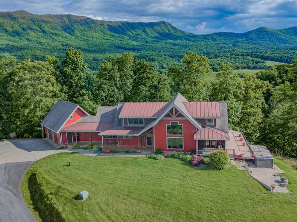 2386 Lower Rinehart Rd, Dandridge, TN 37725