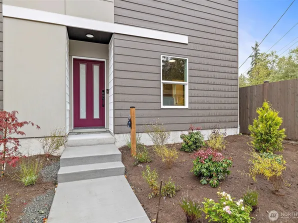 5015 144th Street SW #B1, Edmonds, WA 98026