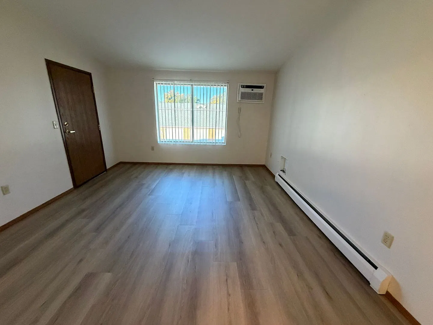 2685 Humboldt Rd — Photo 3