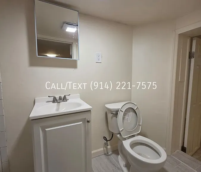 104 Oak St #1B — Photo 5