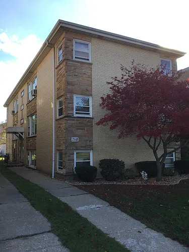 7118 W Windsor Ave #2 Photo 1