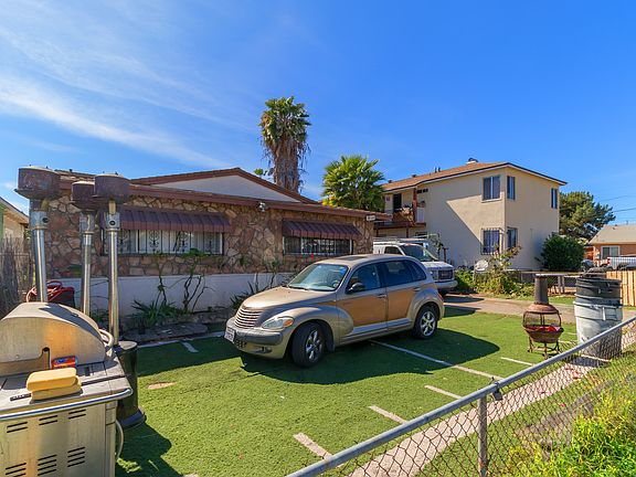 3rd image of 2309 Harrison Ave