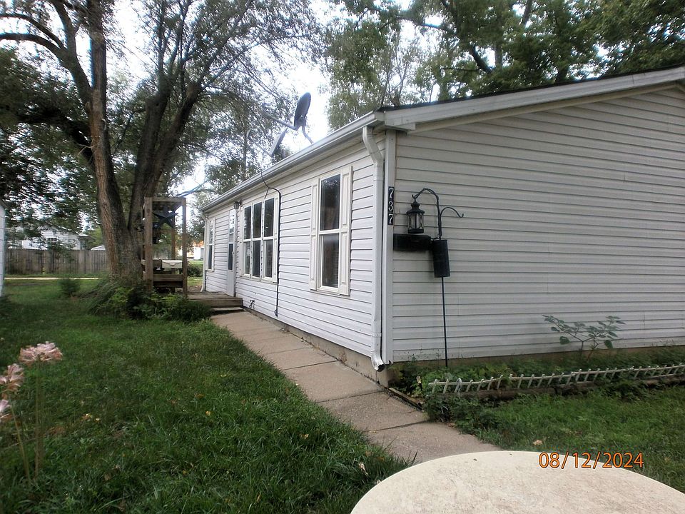 1st image of 737 N 4th St