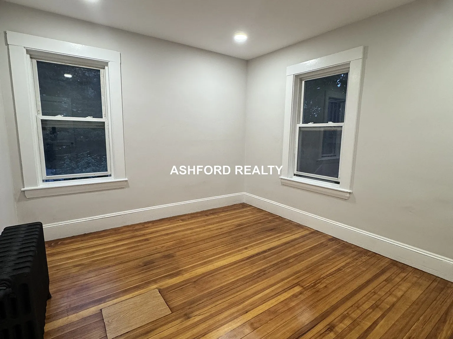 2 bed, 1.0 bath, $3,000 — Photo 4