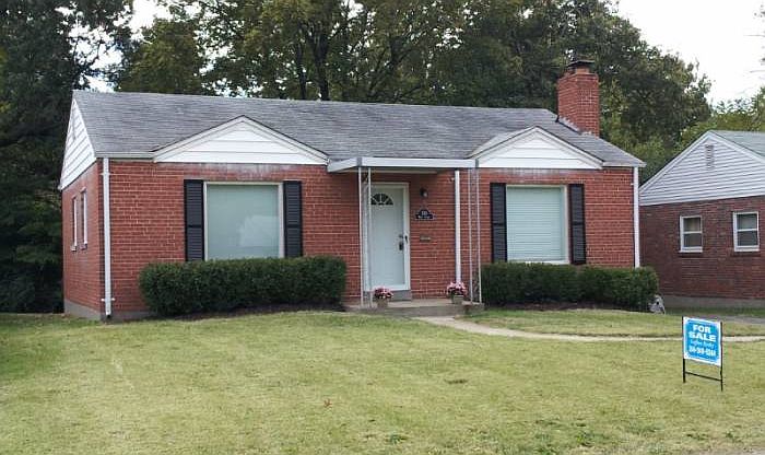 1st image of 530 W Essex Ave