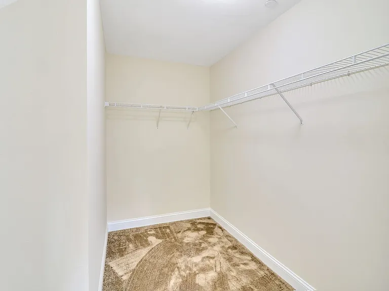 31 Summerfield Ct #122 — Photo 22