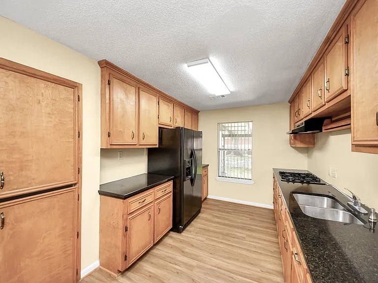 8105 Lanham Ln — Photo 13