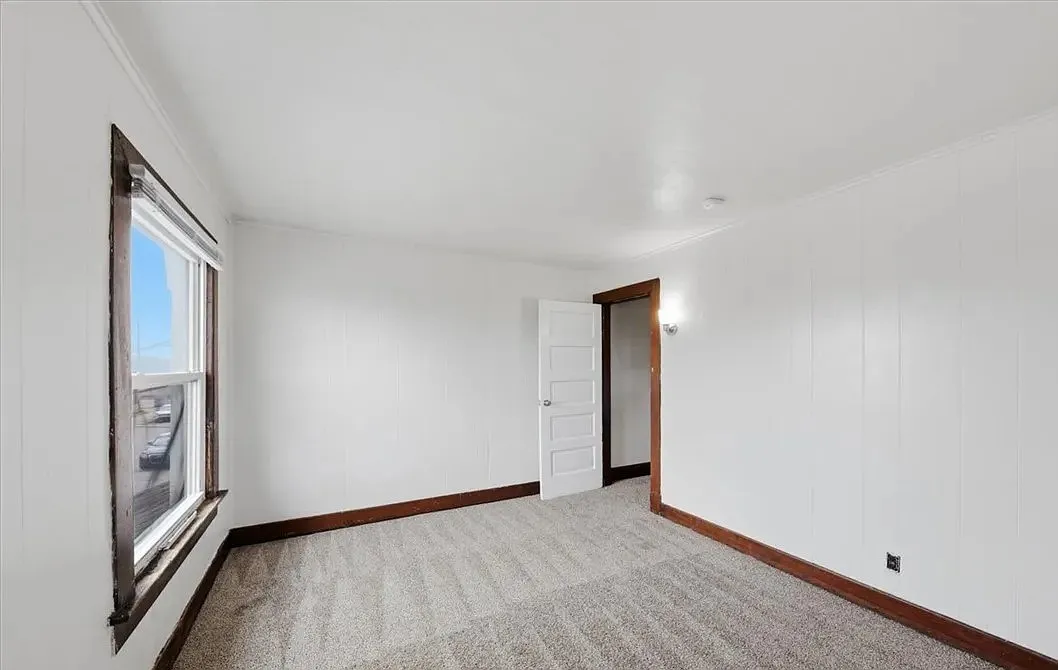 3 bed, 1676 sqft, $1,200 — Photo 2