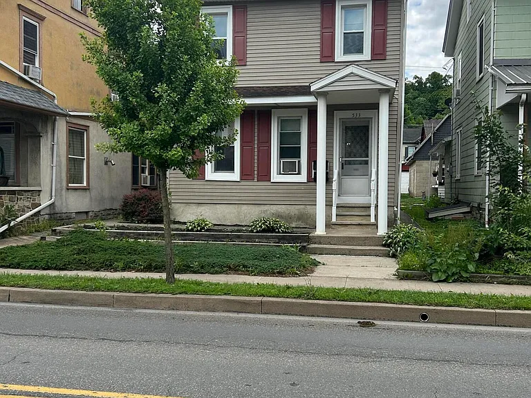 533 Chestnut St #2 — Photo 16
