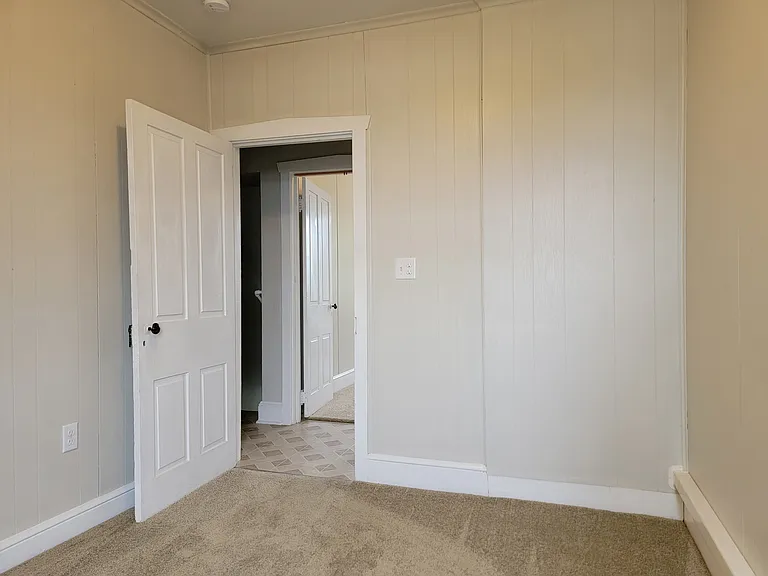 517 Gristmill Rd — Photo 16