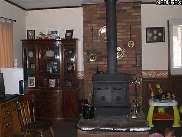 2nd image of 208 Maplewood Ave
