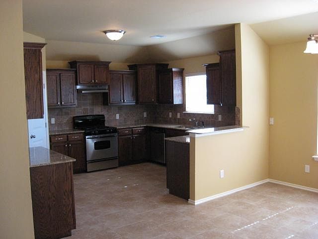 2nd image of 12818 SE 19th