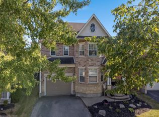31 Coopershawk St, Kitchener, ON N2K4J7