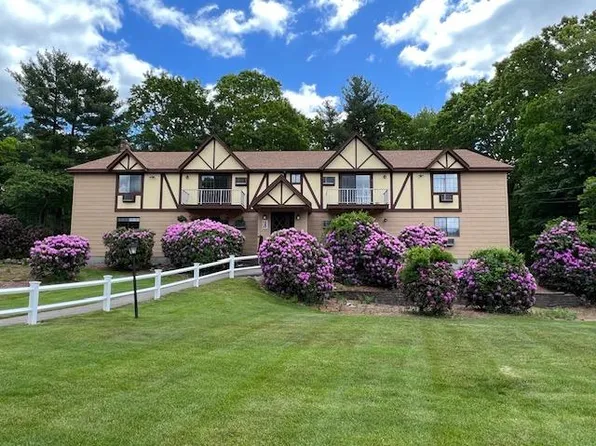 Hillcrest Village, 5 Hillcrest Rd #2HC7, Foxboro, MA 02035