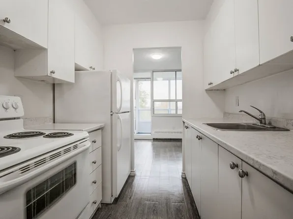 Arcadia Apartments, 46 Arkledun Ave, Hamilton, ON L8N 2H9