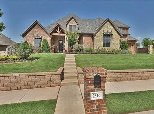 2916 Lakeshire Ridge Way, Edmond, OK 73034