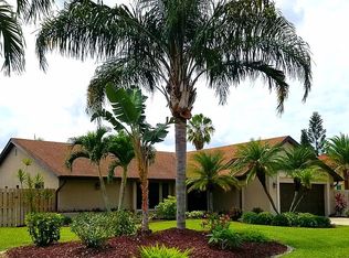 2240 SE 27th Ter, Cape Coral, FL 33904
