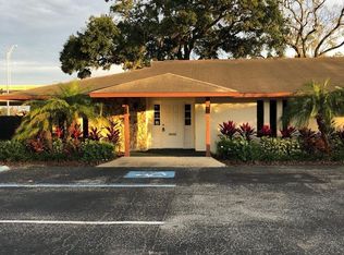 2911 Lakeview Dr, Fern Park, FL 32730