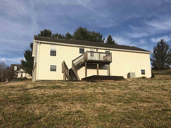 3rd image of 1558 Smoky View Dr