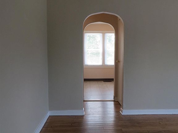 4th image of 2024 E 3rd St