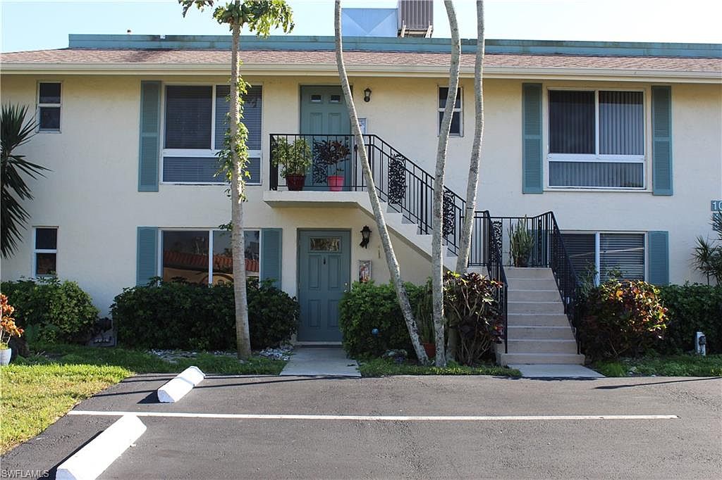 102 Teryl Rd APT 1-3