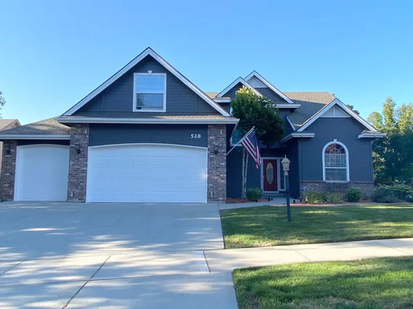 528 E Knoll Dr, Eagle, ID 83616