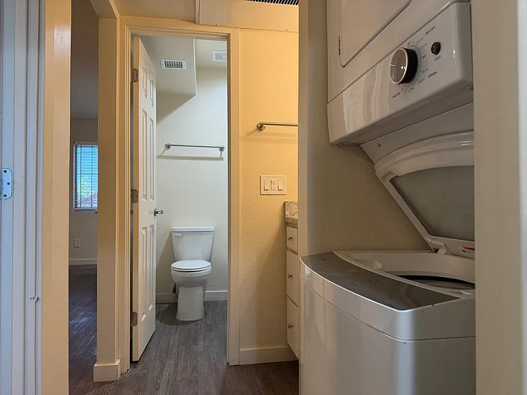 1859 E Broadway Rd #14 — Photo 3