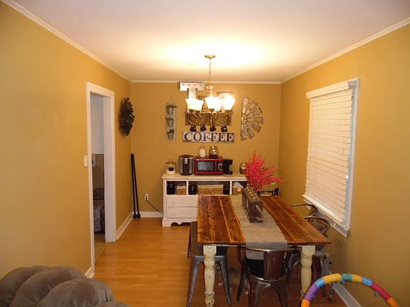 4th image of 211 Brinkley Ln