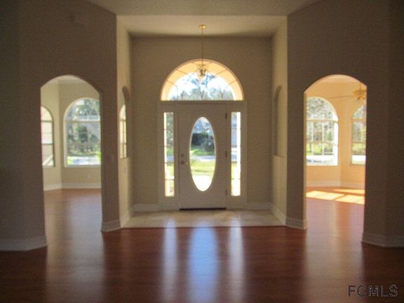 2nd image of 40 Woodstone Ln