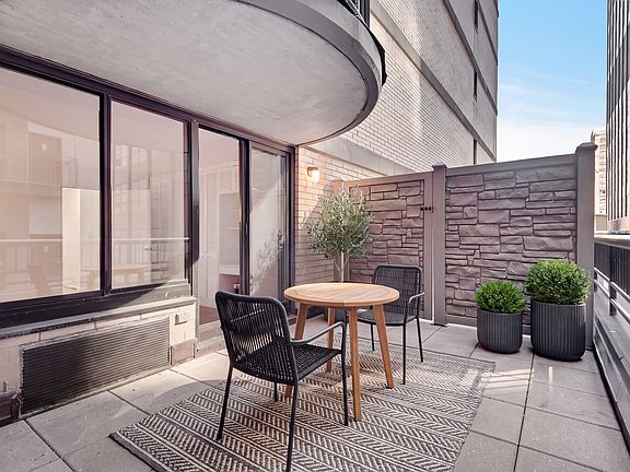 4th image of 45 E 25th St APT 8D