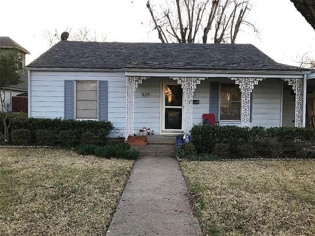 1st image of 829 N Bailey Ave