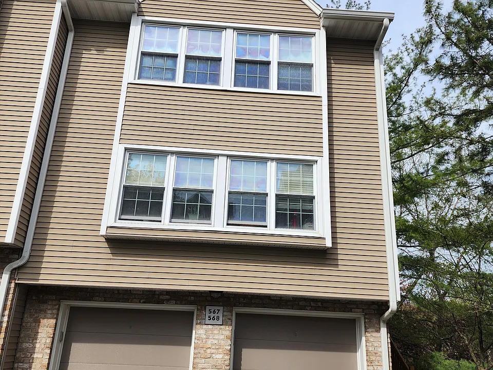 567 Windsor Dr #567