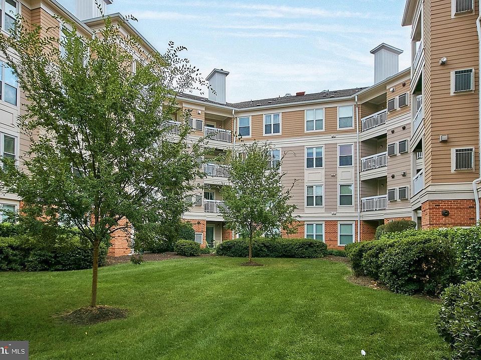 1st image of 12919 Alton Sq APT 105