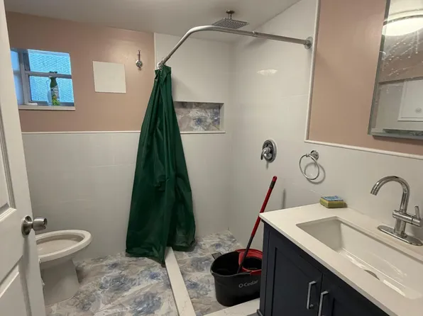 20-01 37th Street image 3 of 3