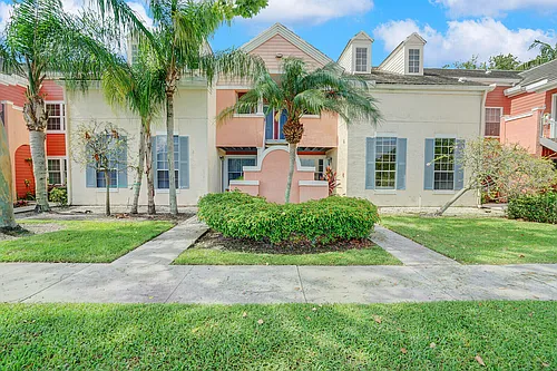 1385 Crystal Way Photo 1