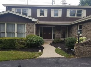1103 New Trier Ct, Wilmette, IL 60091