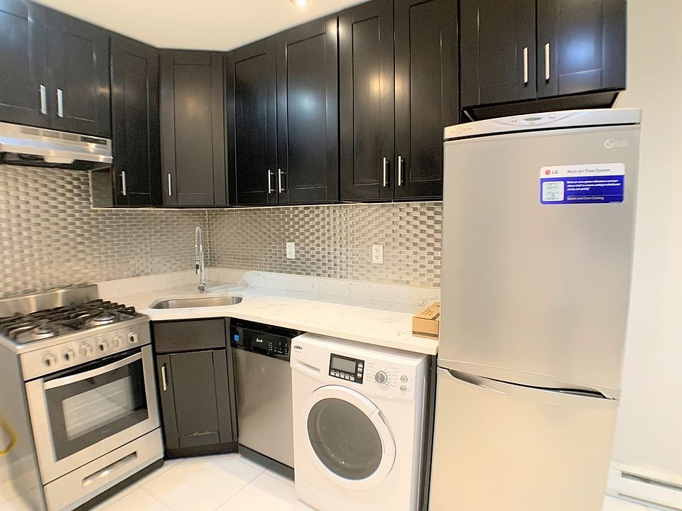 1st image of 340 Manhattan Ave #1F