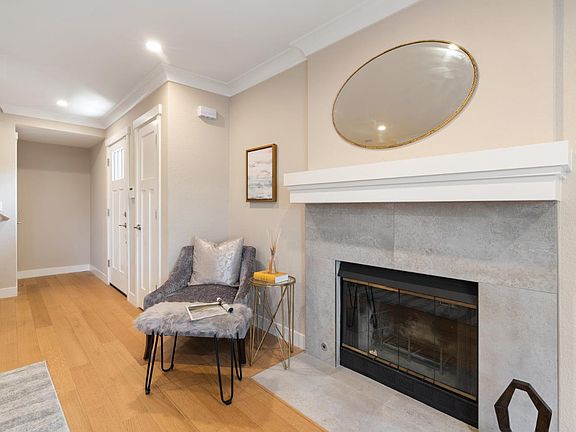 5th image of 1937 Park Ave #2