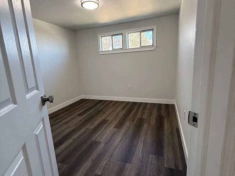 819 Pine St — Photo 18