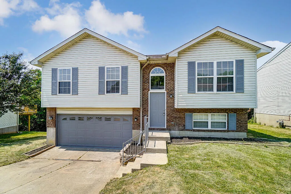 3623 Mitten Dr photo 1