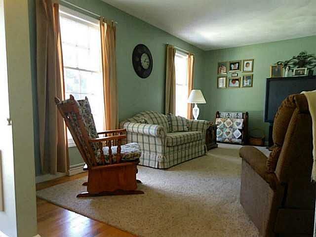 2nd image of 1417 Forester Dr