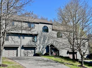 5 Pond View Dr #5, Brookfield, CT 06804