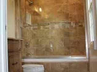 2000 Williamsbridge Rd, Bronx, NY 10461