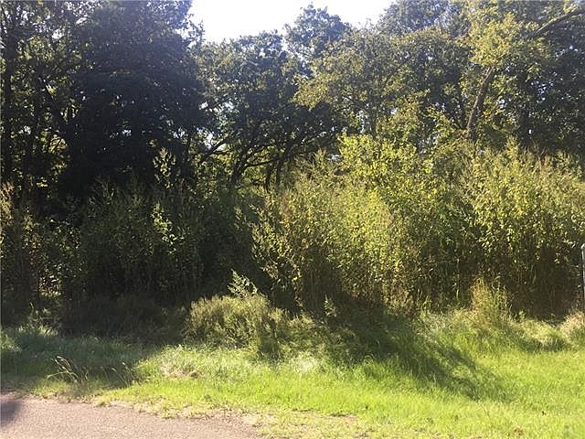 2nd image of 704 County Road 2406
