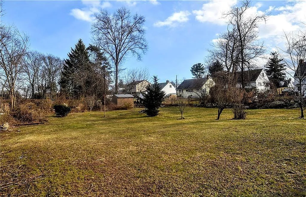 4 bed, 1406 sqft, $3,980 — Photo 4