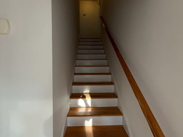 220 Gross Ave — Photo 60
