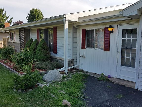 2nd image of 3271 Shillelagh Dr